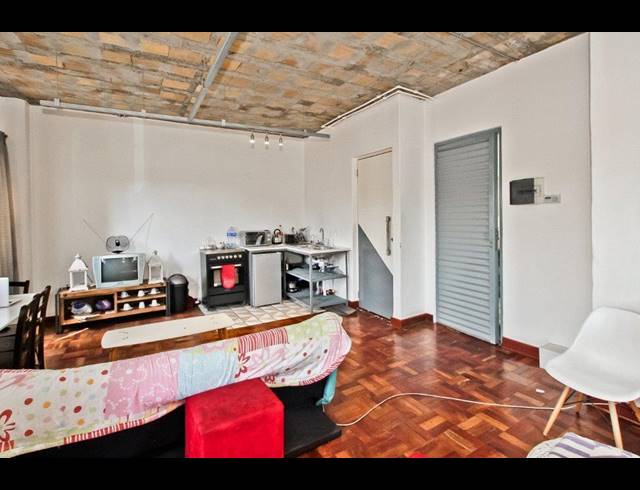 0.5 BEDROOM APARTMENT FOR SALE IN MABONENG